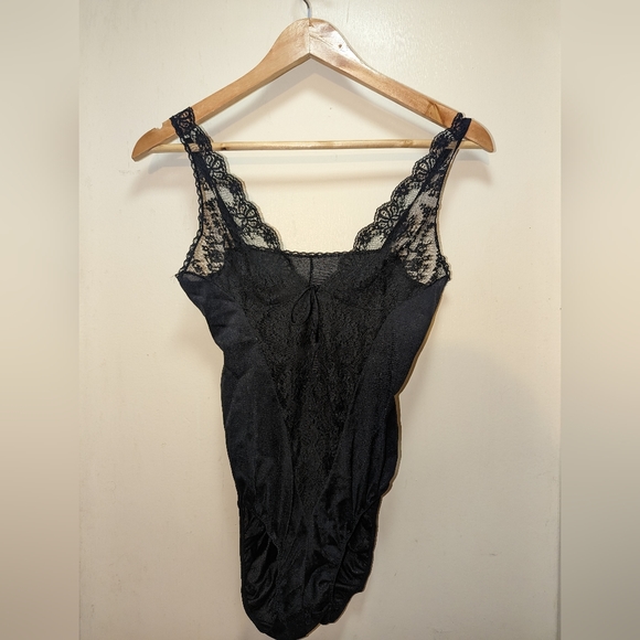 Vintage Formfit Playsuit - Picture 2 of 7